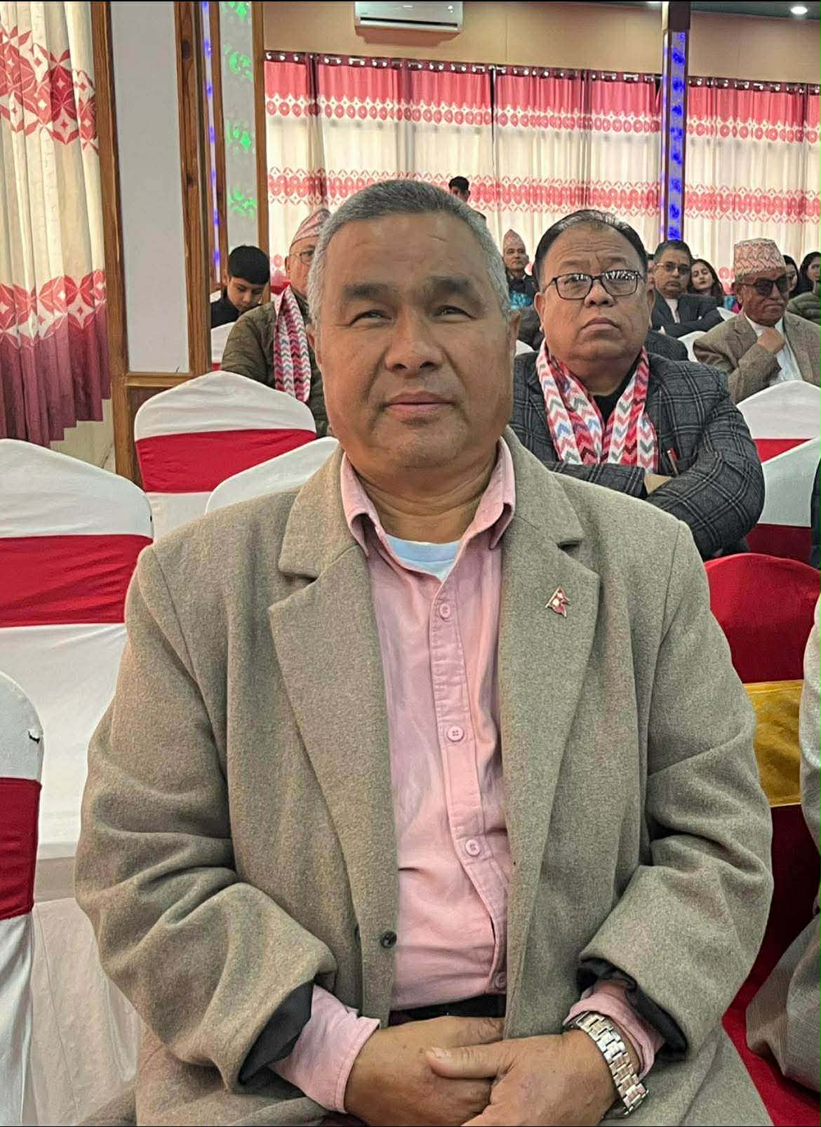 ओखलढुंगामा एमाले उम्मेदवार अस्मितालाई समर्थन गर्दै नेकपा केन्द्रीय सदस्य सिताराम गुरुङले पार्टी छाडे